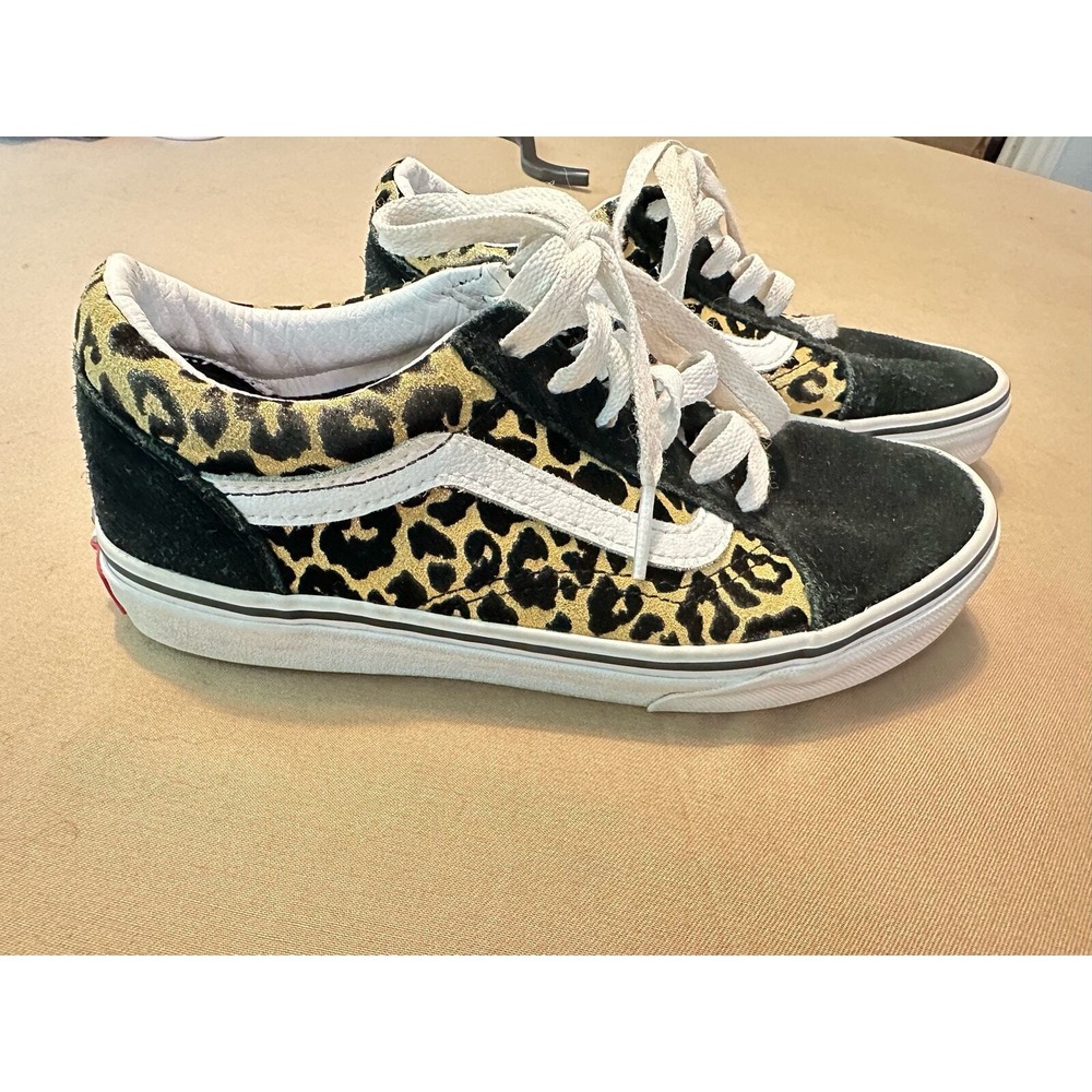 Vans leopard print‎ shoes size 3.5